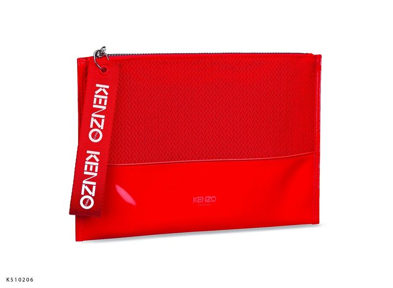 vignette_fbk_the_real_red_smart_pouch_1_