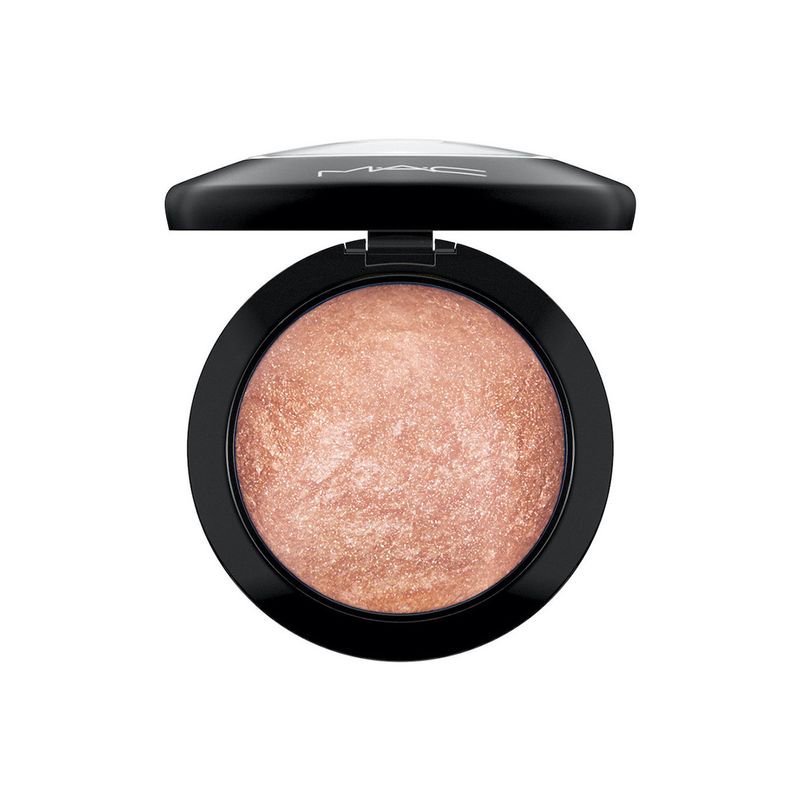 Mineralize-Skinfinish-Window-Cheeky-1