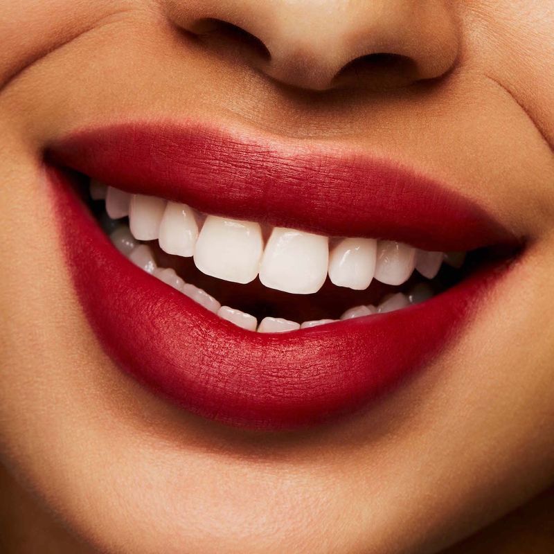 Powder-Kiss-Lipstick-Dubonnet-Buzz-3