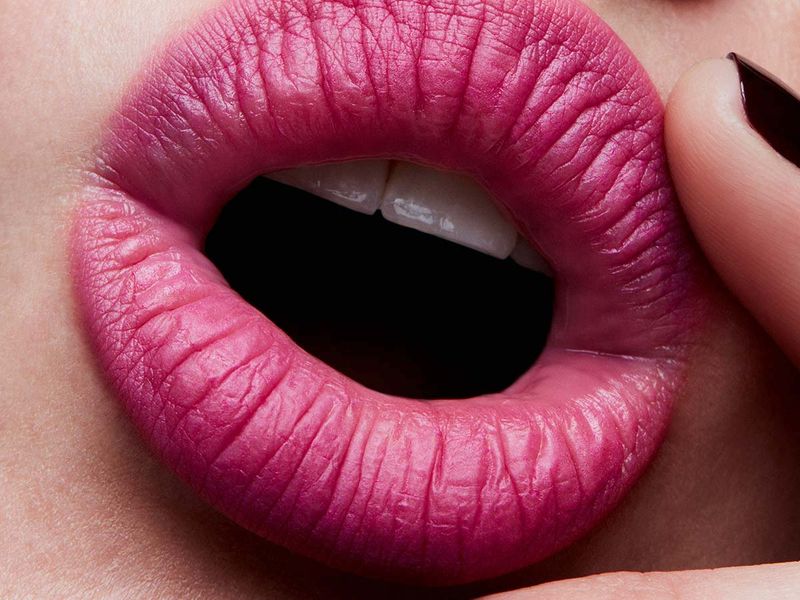 Powder-Kiss-Lipstick-Velvet-Punch-2