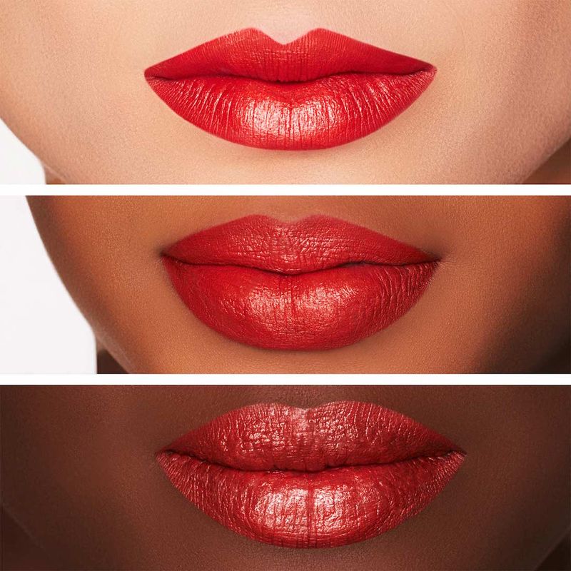 Matte-Lipstick-So-Chaud-So-Chaud-2