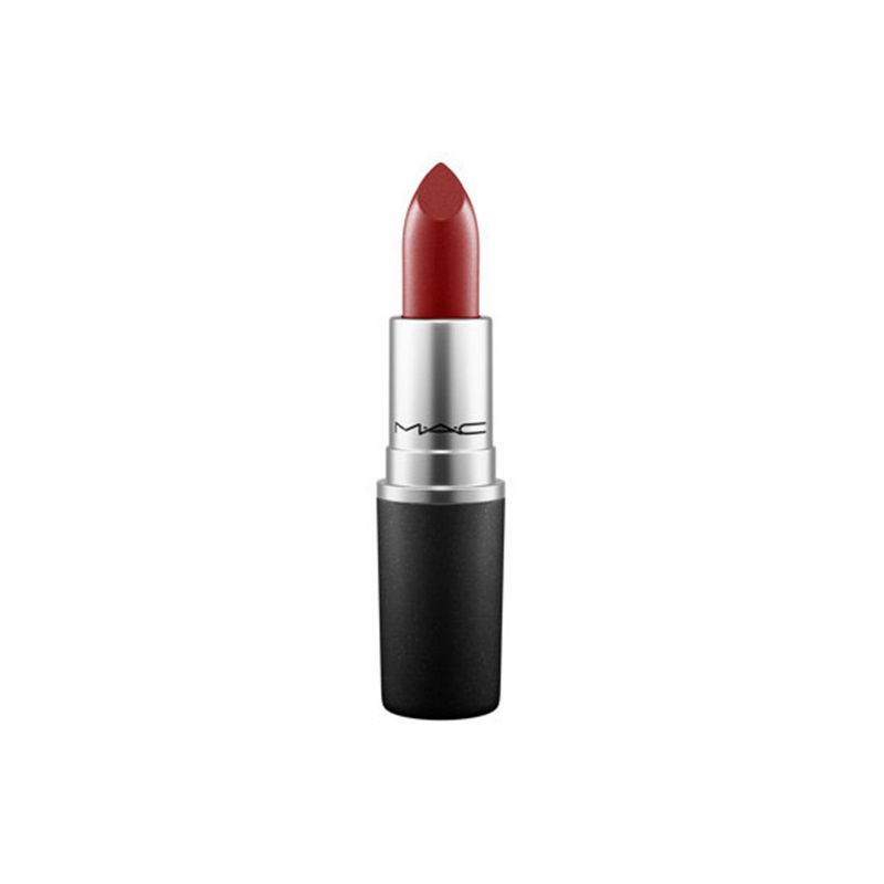 Matte-Lipstick-Studded-Kiss-1